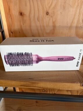 evo HANK 43 Round Vent Brush